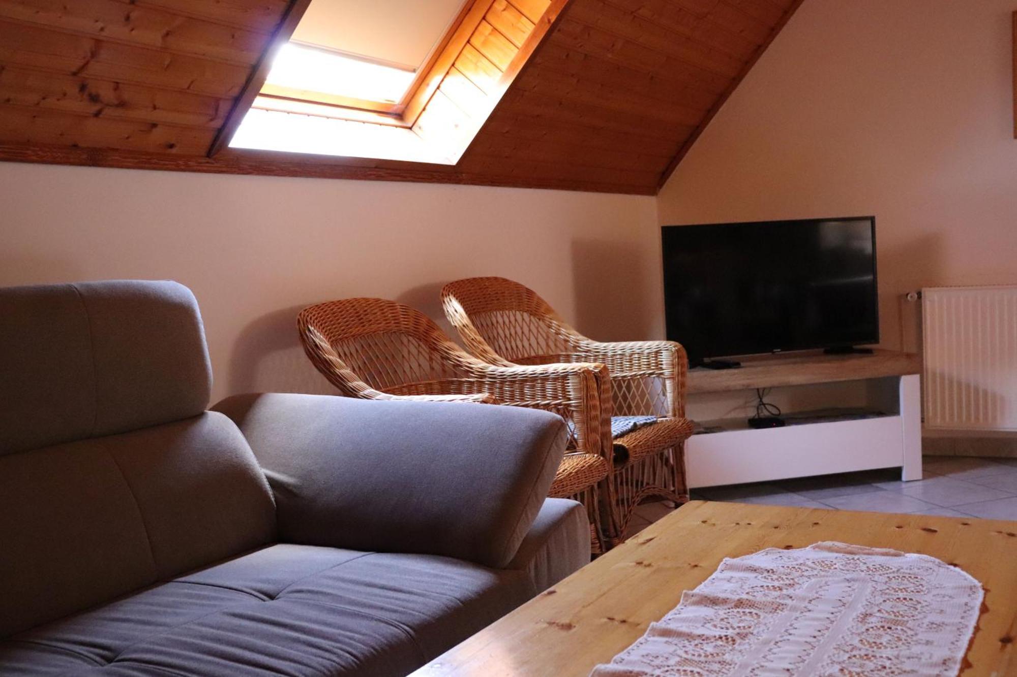 Badacsony Apartmanhaz Badacsonytomaj Zewnętrze zdjęcie
