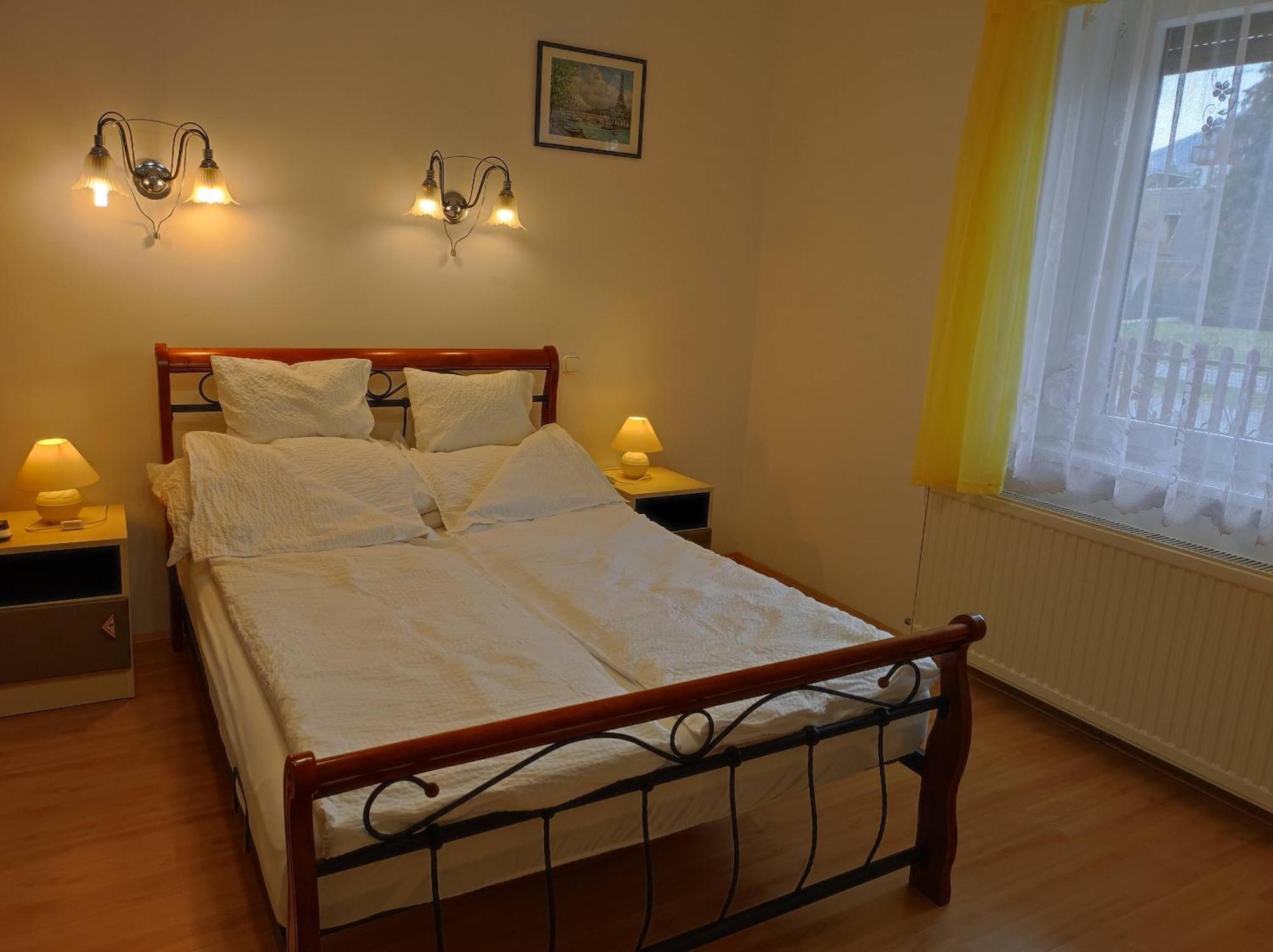 Badacsony Apartmanhaz Badacsonytomaj Zewnętrze zdjęcie